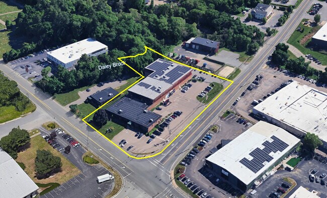 Plus de détails pour 1034 Pearl St, Brockton, MA - Industriel à louer