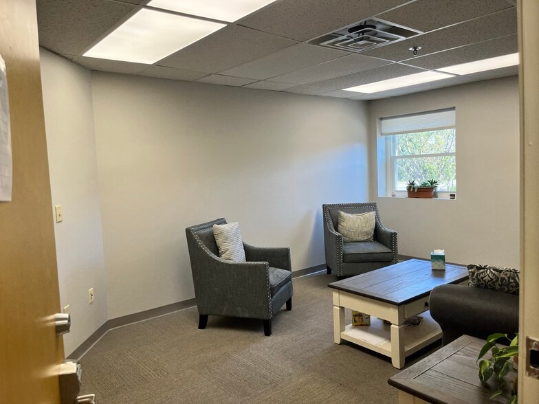 443 Main St, Biddeford, ME for lease - Building Photo - Image 2 of 8