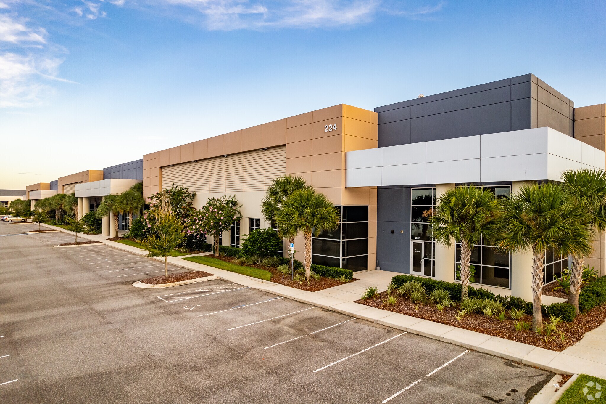 8063 Beacon Lake Dr, Orlando, FL for lease Building Photo- Image 1 of 21