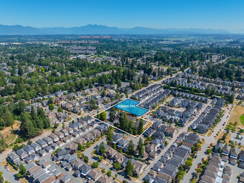 13020 60 Av, Surrey, BC à vendre - Photo du bâtiment - Image 3 de 3