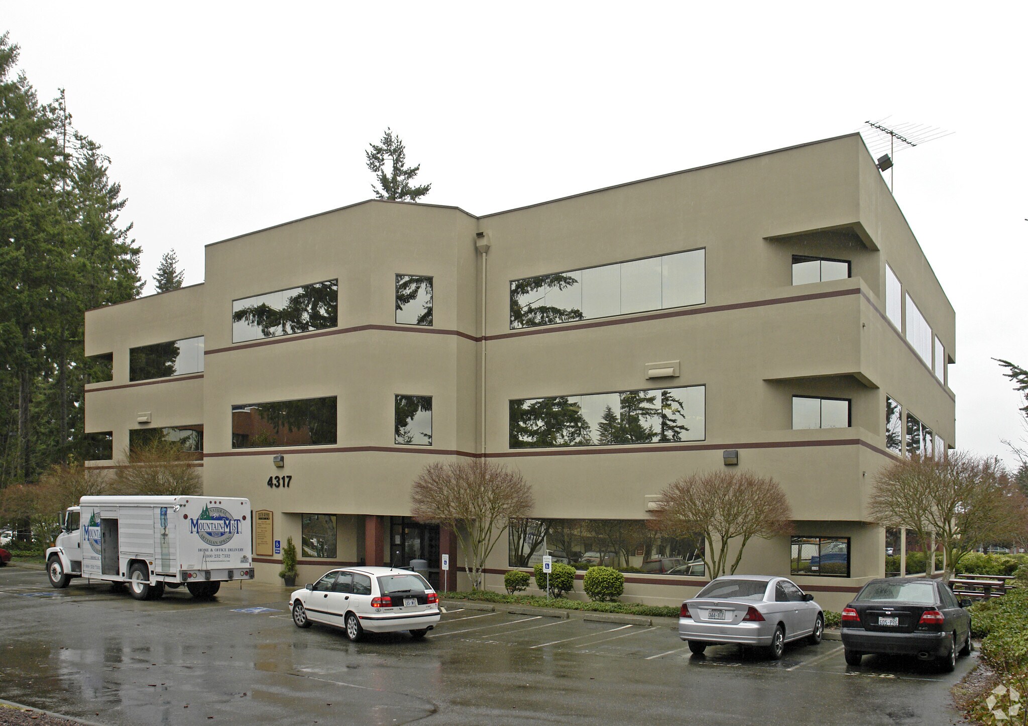 4317 6th Ave SE, Lacey, WA à louer Photo principale- Image 1 de 10