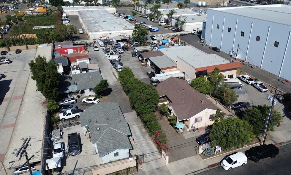 925 Lawrence St, Placentia, CA for sale - Primary Photo - Image 1 of 1