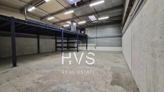 Plus de détails pour Local d'activités à louer