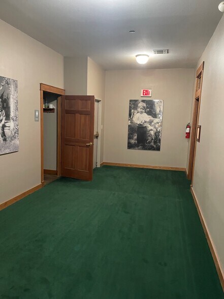 419 W Broadway St, Muskogee, OK à louer - Photo du bâtiment - Image 3 de 11