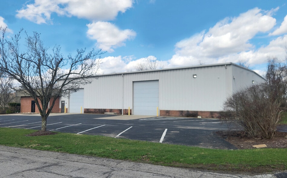 203 Freedom Dr, Lawrence, PA for lease - Building Photo - Image 2 of 5