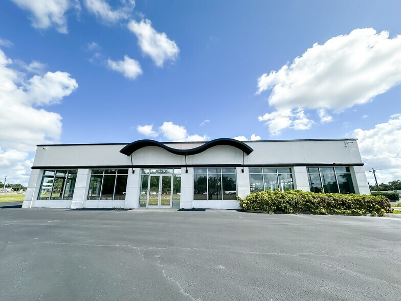 425 S Lake Parker Ave, Lakeland, FL à louer - Photo du bâtiment - Image 3 de 12