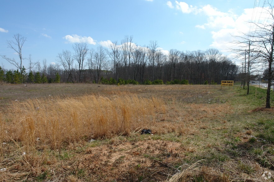 1747 Buford Hwy, Cumming, GA à vendre - Photo du bâtiment - Image 2 de 7