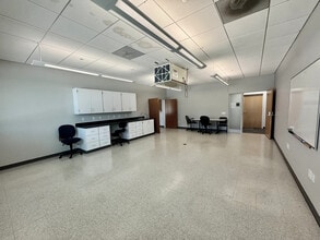 1221 Innovation Dr, Whitewater, WI for lease Interior Photo- Image 2 of 7