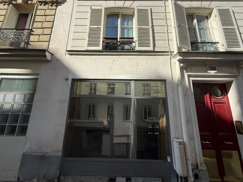 67 Rue Dulong, Paris à vendre Photo du bâtiment- Image 1 de 14