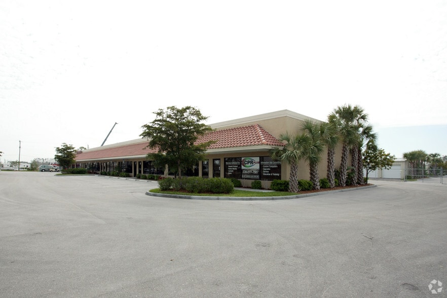 7600 Alico Rd, Fort Myers, FL for lease - Building Photo - Image 3 of 26