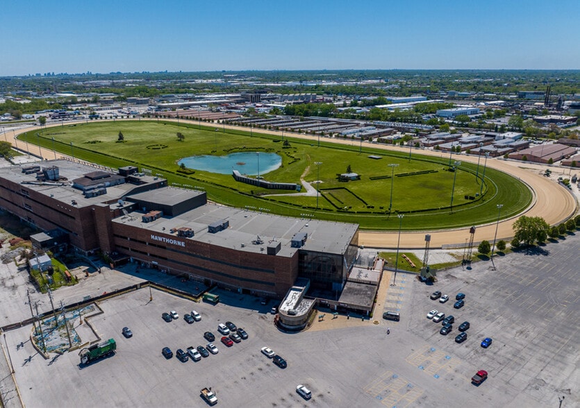 3501 S Laramie Ave, Cicero, IL for sale - Aerial - Image 2 of 4