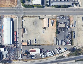 261 W Valley Blvd, Rialto, CA - Aérien  Vue de la carte