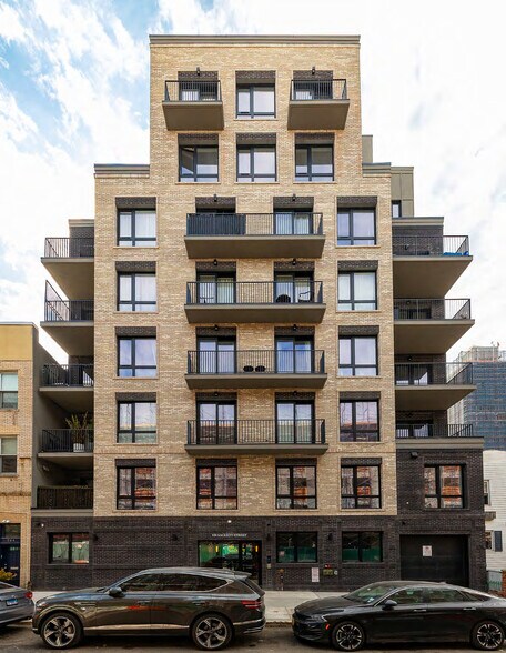 558 Sackett St, Brooklyn, NY for sale - Primary Photo - Image 1 of 13