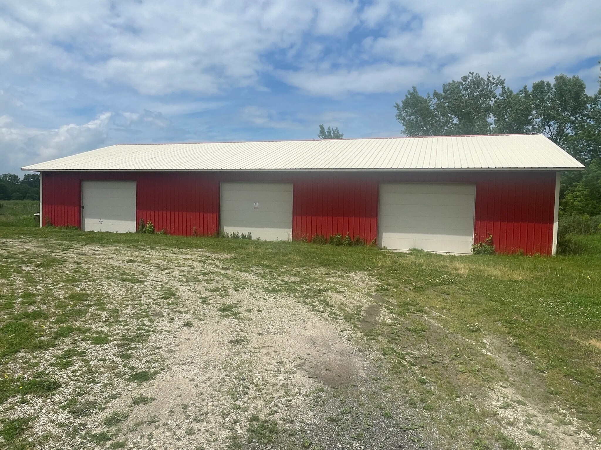 1720 W Elm Rd, Oak Creek, WI à vendre Photo du bâtiment- Image 1 de 2