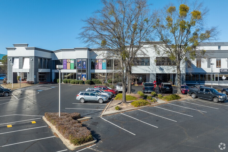 1707 Owen Dr, Fayetteville, NC for lease - Building Photo - Image 2 of 39