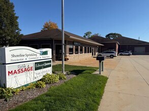 135 N State St, Zeeland, MI for lease Interior Photo- Image 1 of 6