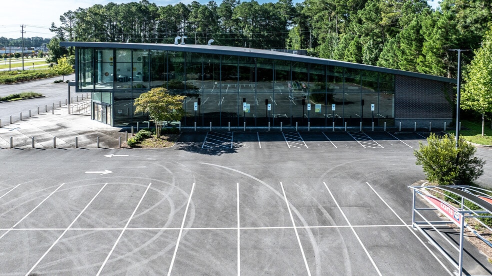 553 W US 70 Hwy, Havelock, NC for lease - Building Photo - Image 3 of 26