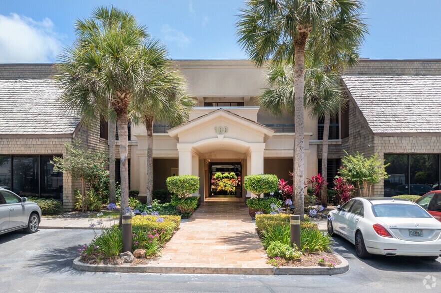 100 Executive Way, Ponte Vedra Beach, FL for lease - Building Photo - Image 2 of 4