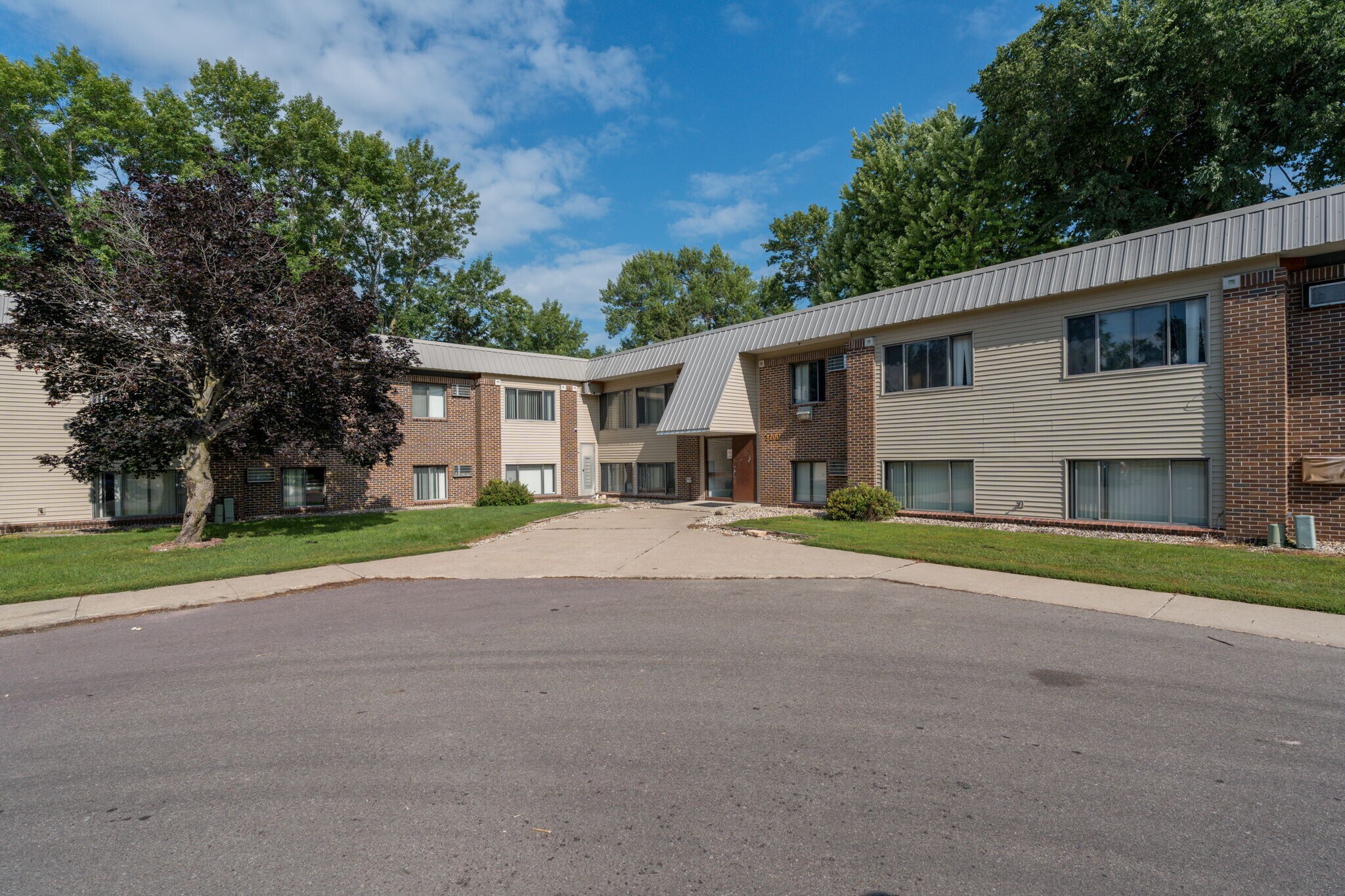 3200 S Maple Ave, Slayton, MN à vendre Photo du bâtiment- Image 1 de 41
