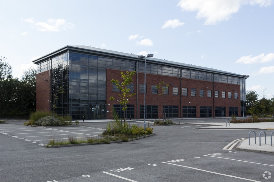 Middlewoods Way, Barnsley for lease - Building Photo - Image 3 of 13