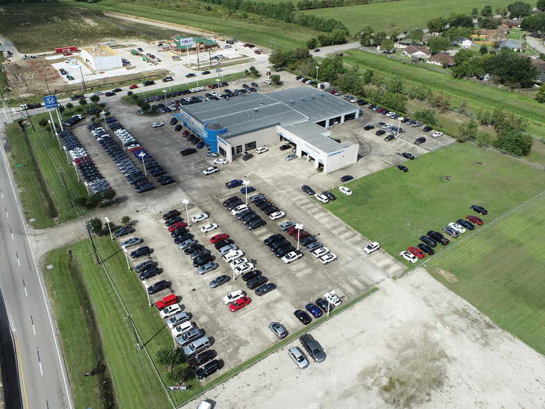 4141 East Fwy, Baytown, TX for sale - Building Photo - Image 1 of 1