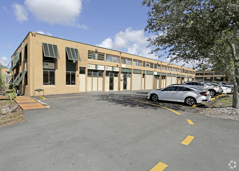 12201-12239 SW 132nd Ct, Miami, FL for sale - Building Photo - Image 1 of 1