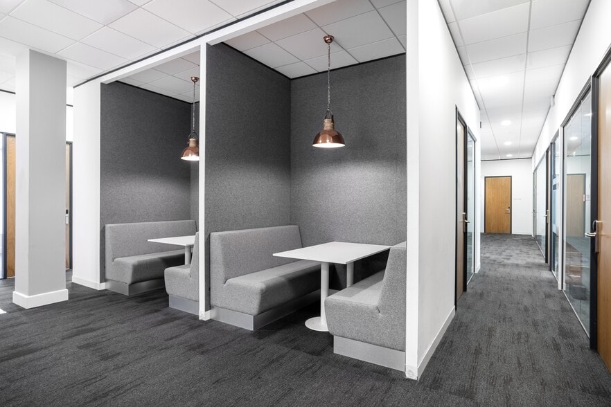 Watermans Business Park, Staines for lease - Interior Photo - Image 3 of 10