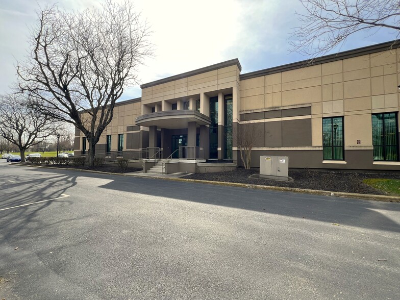 1845 William Penn Way, Lancaster, PA for lease - Building Photo - Image 1 of 1