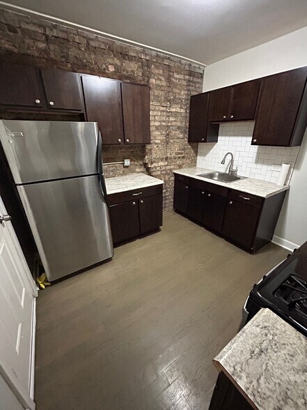 11327 S King Dr, Chicago, IL à vendre - Photo du bâtiment - Image 2 de 7