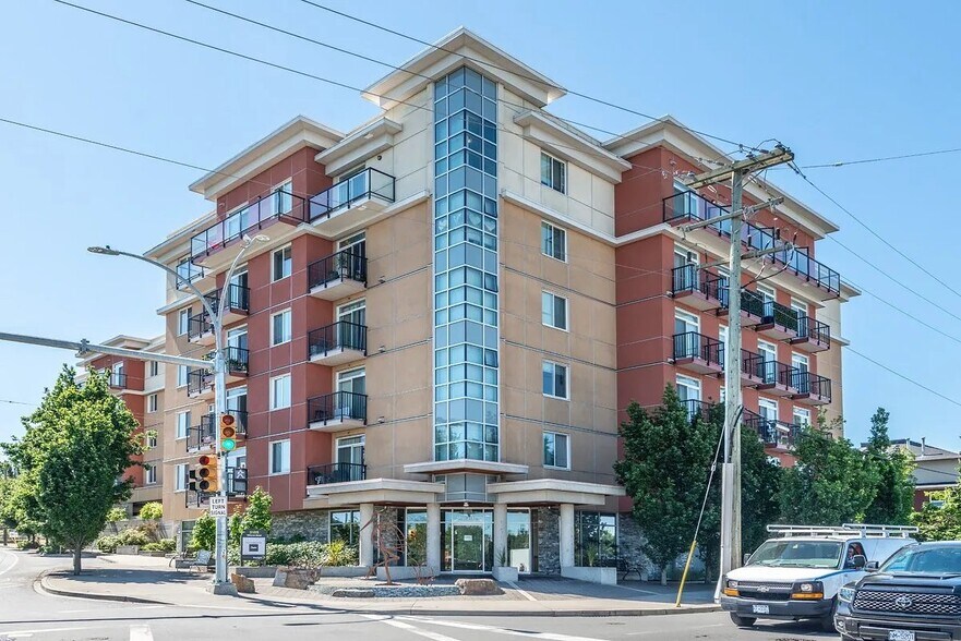 Heron’s Landing portefeuille de 2 propriétés à vendre sur LoopNet.ca - Photo du bâtiment - Image 3 de 8