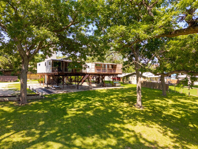 9035 FM 725, Mc Queeney, TX à vendre - Photo du bâtiment - Image 3 de 26