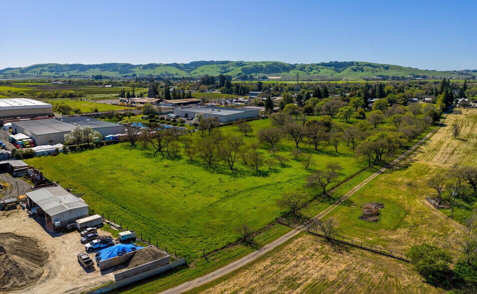 22666 Broadway, Sonoma, CA à vendre - Aérien - Image 3 de 9