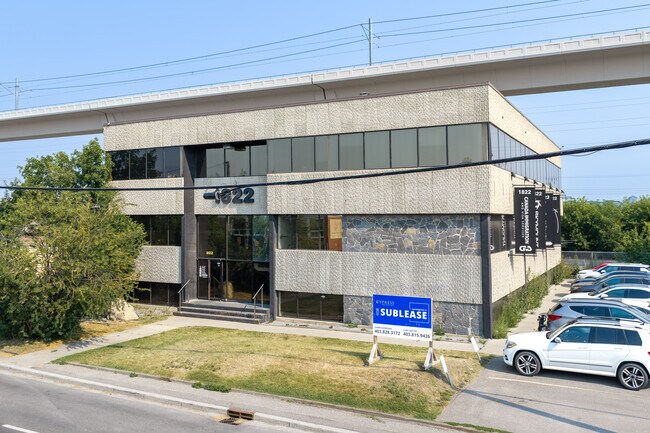Plus de détails pour 1822 10th Ave SW, Calgary, AB - Bureau à louer