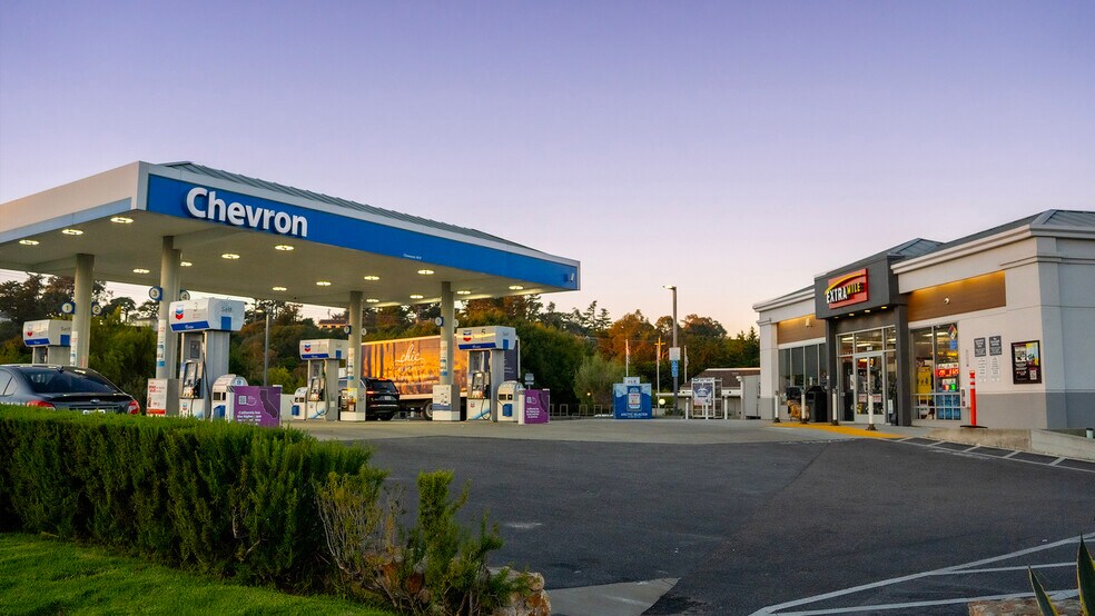 3645 Rio Rd, Carmel, CA à vendre - Photo du bâtiment - Image 3 de 8