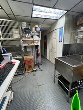 9518 Avenue L, Brooklyn, NY for sale Interior Photo- Image 2 of 35