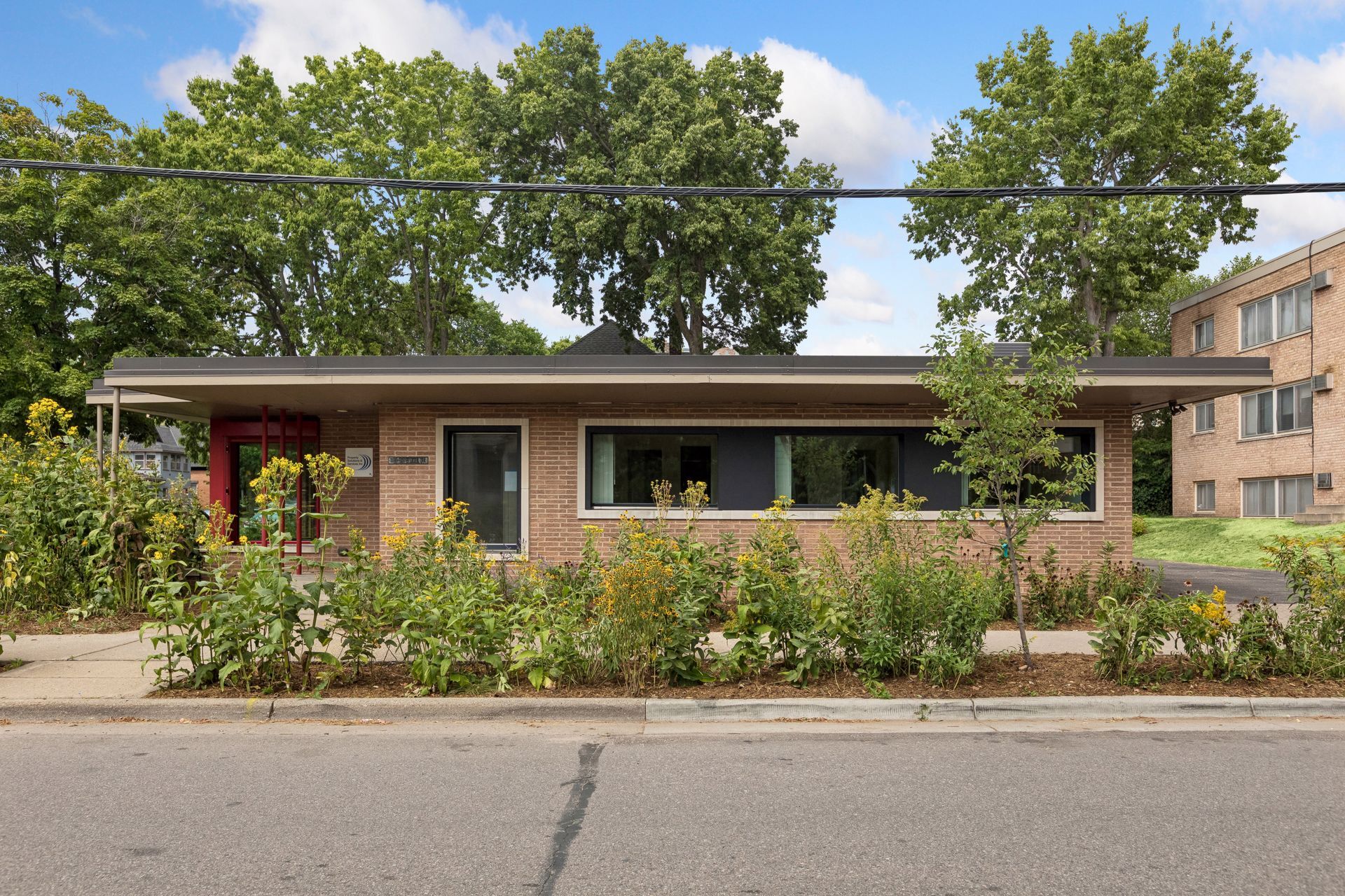 901 NE 23rd Ave, Saint Anthony, MN for sale Building Photo- Image 1 of 45