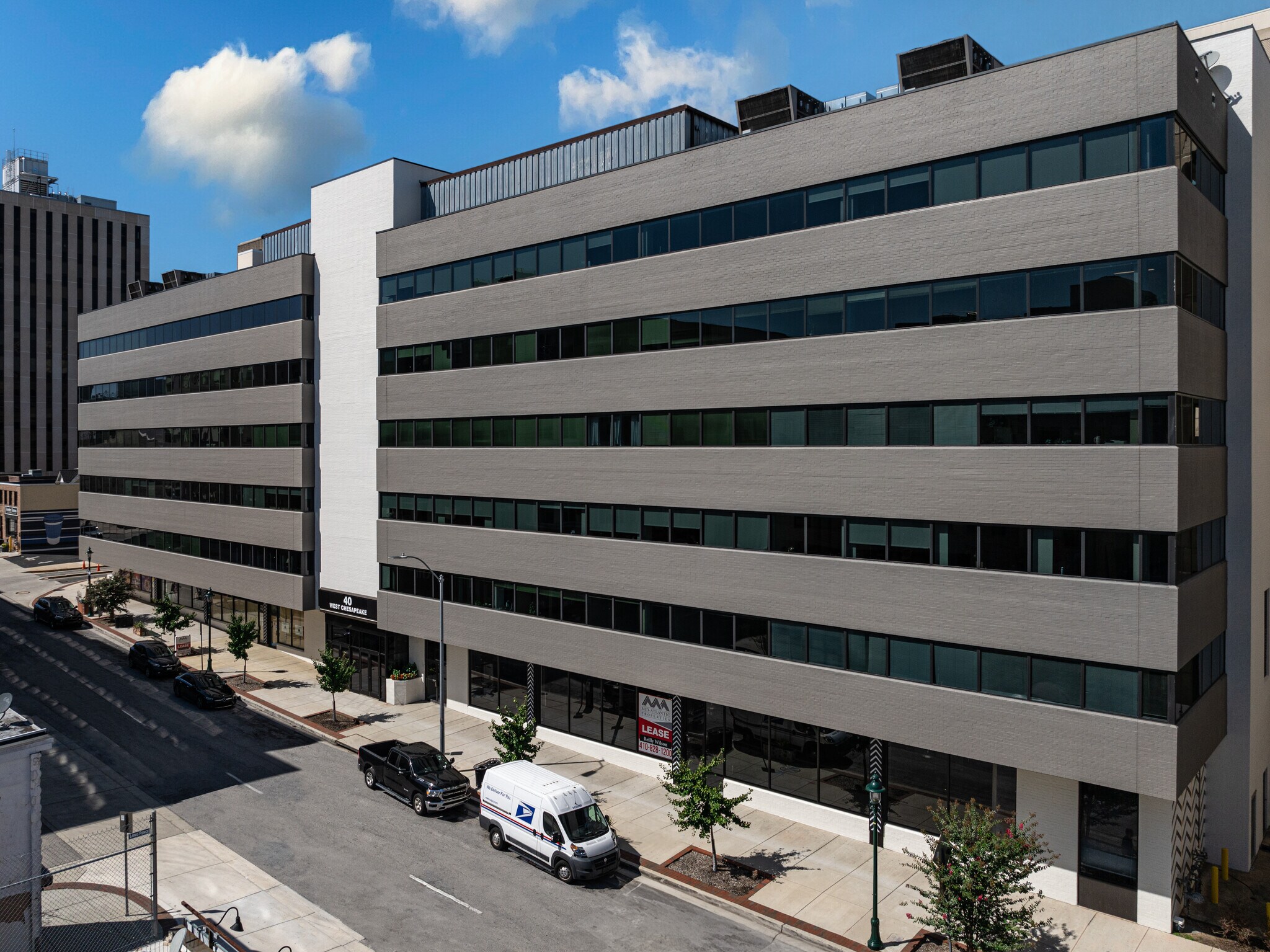 40 W Chesapeake Ave, Towson, MD à louer Photo du bâtiment- Image 1 de 8