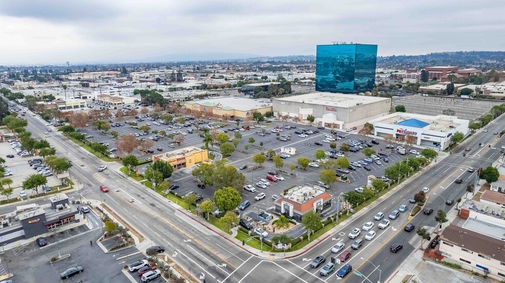 2500-2588 W Commonwealth Ave, Alhambra, CA for lease - Building Photo - Image 3 of 7