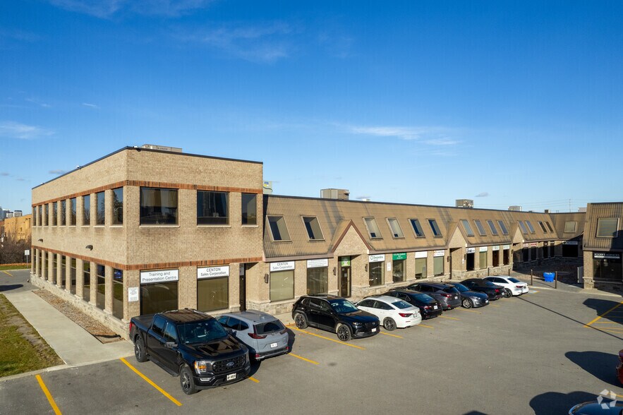 56 Pennsylvania Ave, Vaughan, ON for lease - Primary Photo - Image 1 of 3