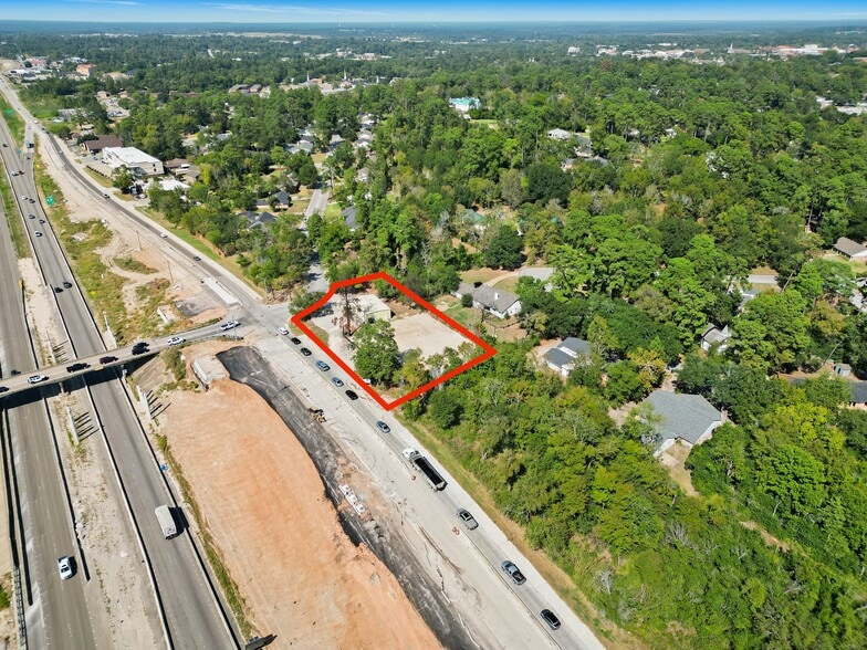 404 Interstate 45 S, Huntsville, TX à vendre - Photo du bâtiment - Image 2 de 8