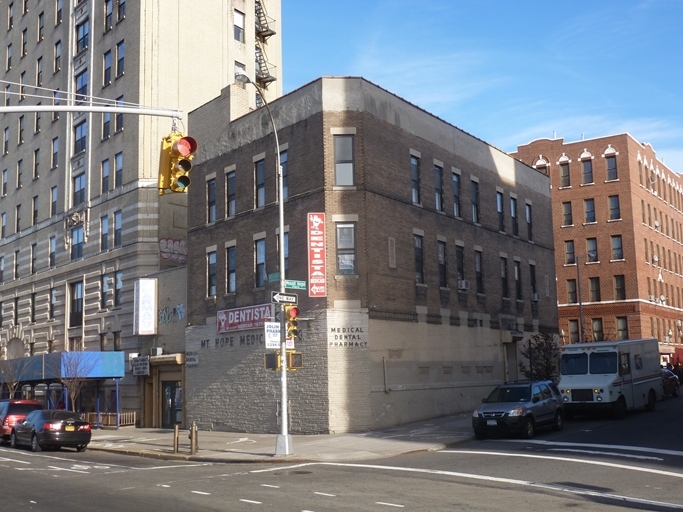 1870 Grand Concourse, Bronx, NY à vendre - Photo du bâtiment - Image 1 de 1