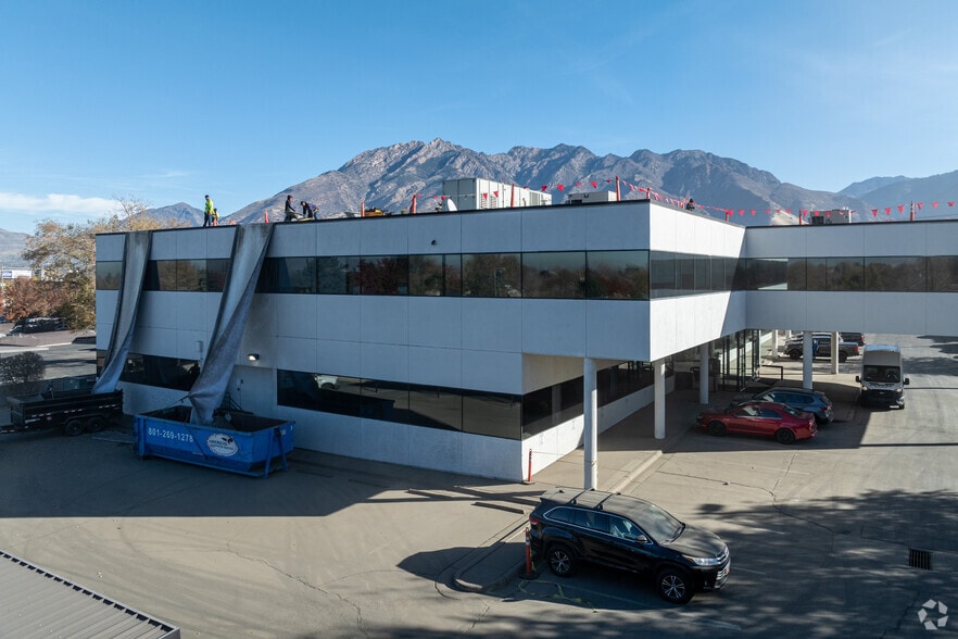 7138 S Highland Dr, Salt Lake City, UT for lease - Building Photo - Image 3 of 15