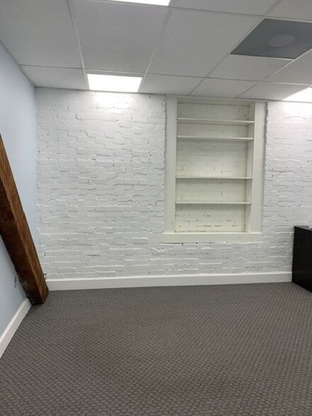 107-109 W Commercial St, Sanford, FL for lease - Building Photo - Image 3 of 7