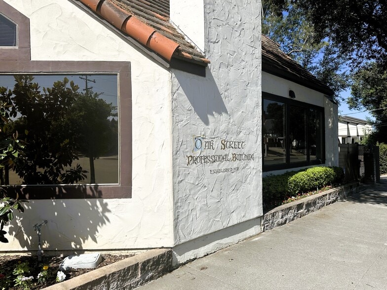 1610 Oak St, Solvang, CA for lease - Building Photo - Image 3 of 25