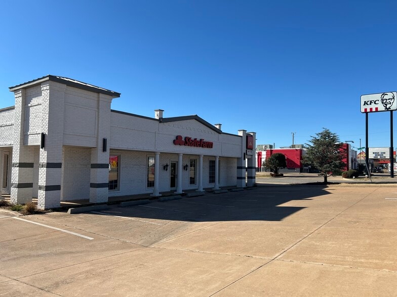 4404 NW Cache Rd, Lawton, OK for lease - Building Photo - Image 3 of 12
