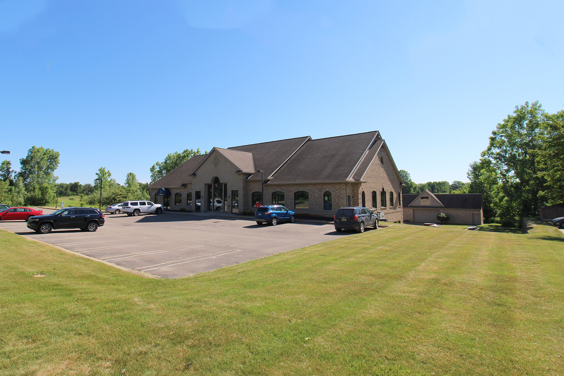 869 S Old US-23, Brighton, MI for sale Building Photo- Image 1 of 1