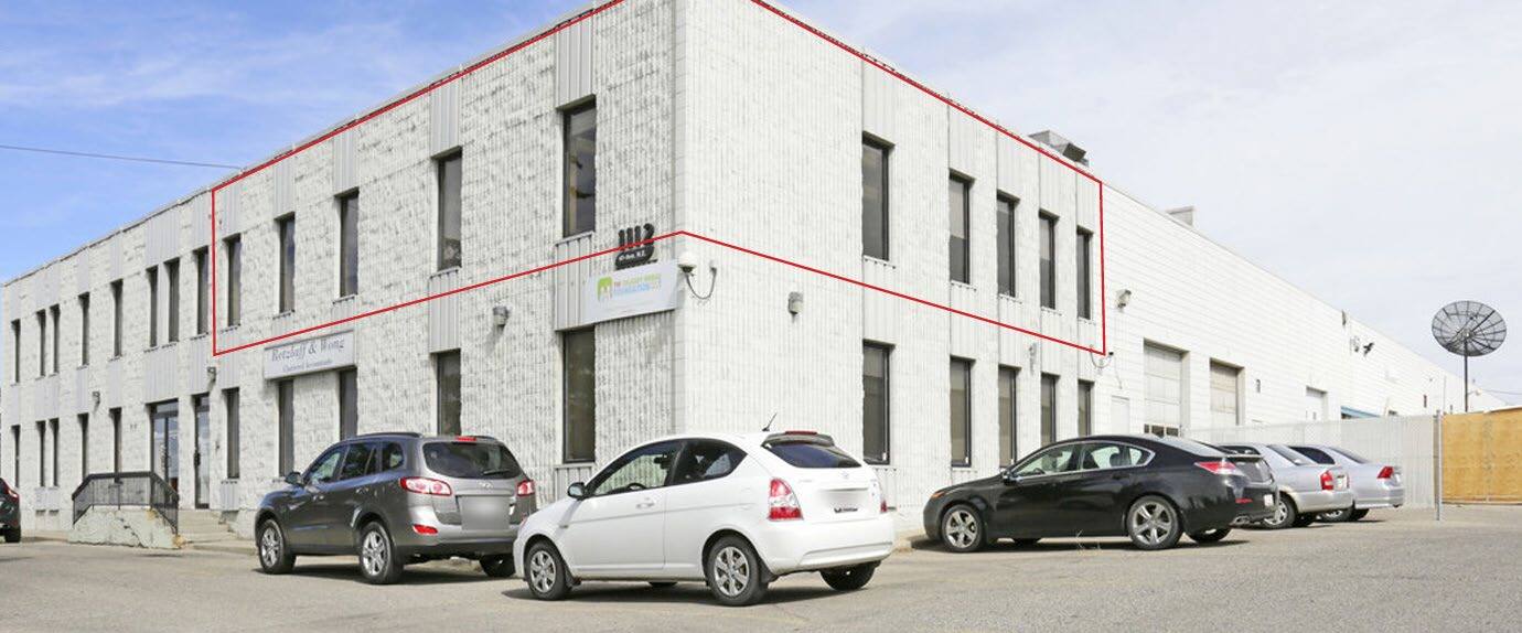 1112 40th Ave NE, Calgary, AB à louer Photo du bâtiment- Image 1 de 3