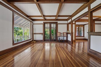 34 W Orange St, Tarpon Springs, FL for lease Interior Photo- Image 2 of 15