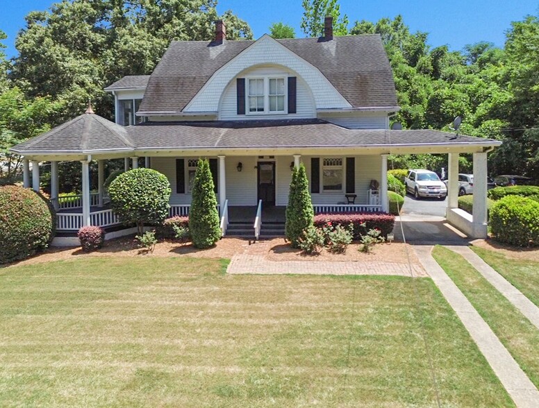 138 Bulloch Ave, Roswell, GA à vendre - Photo du b timent - Image 1 de 10