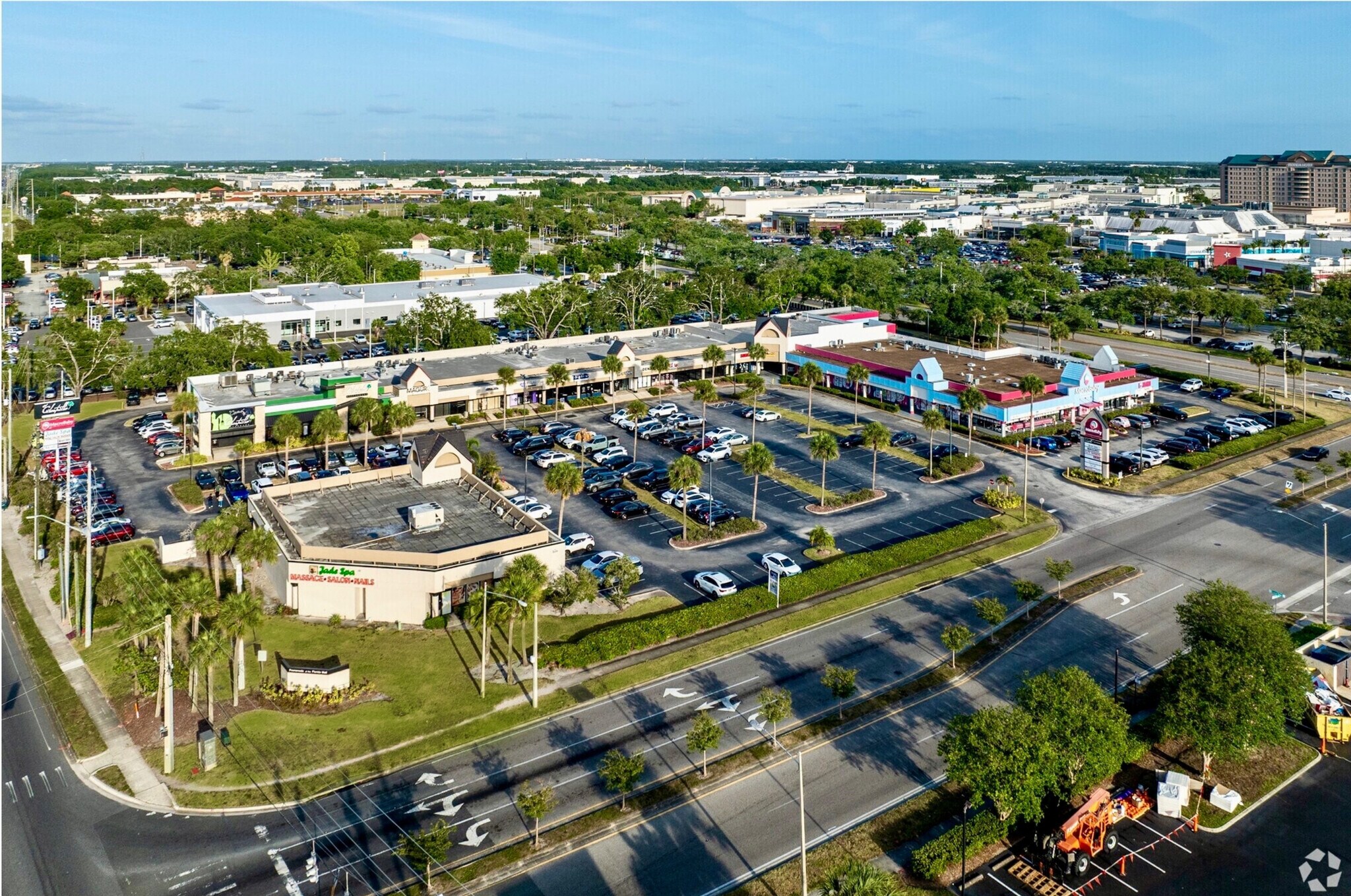 1301 Florida Mall Ave, Orlando, FL à louer Photo du bâtiment- Image 1 de 7